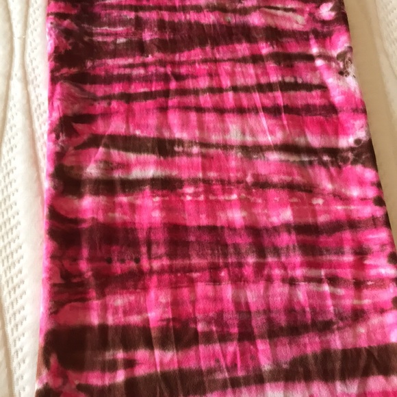 NWT Shining Shakti Organic Cotton Scarf. Pink, Brown & White. - Picture 6 of 15